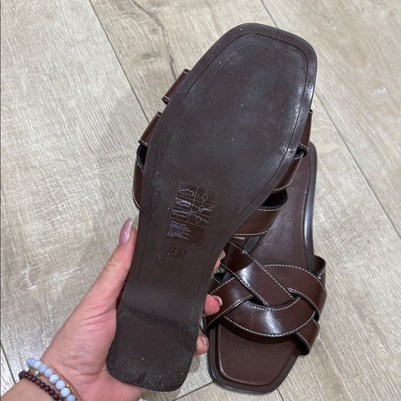 Elegant Brown Women's Sandals - Picture 2 of 5